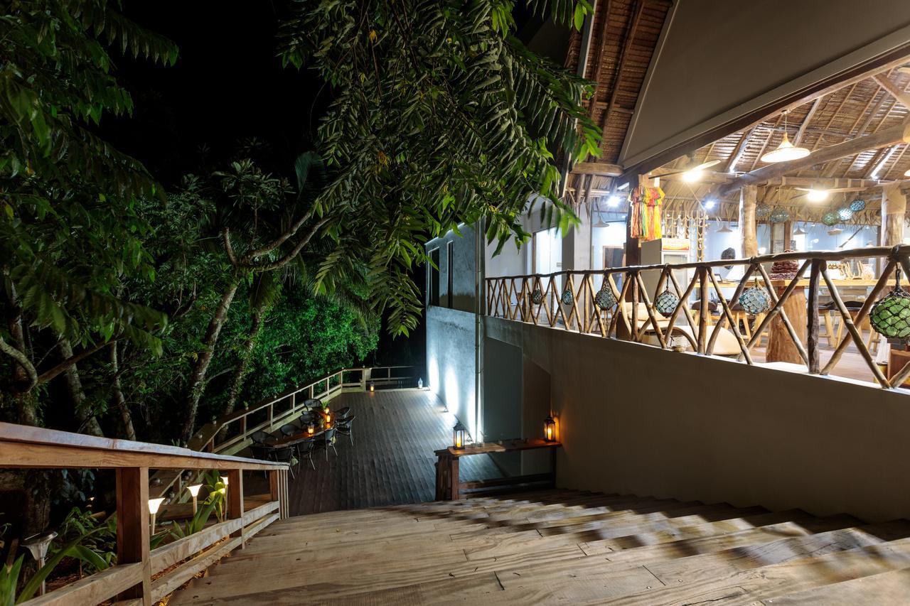Beluu Sea View Resort Koror Eksteriør billede